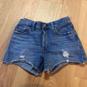 Levi medium to high waisted Jean shorts